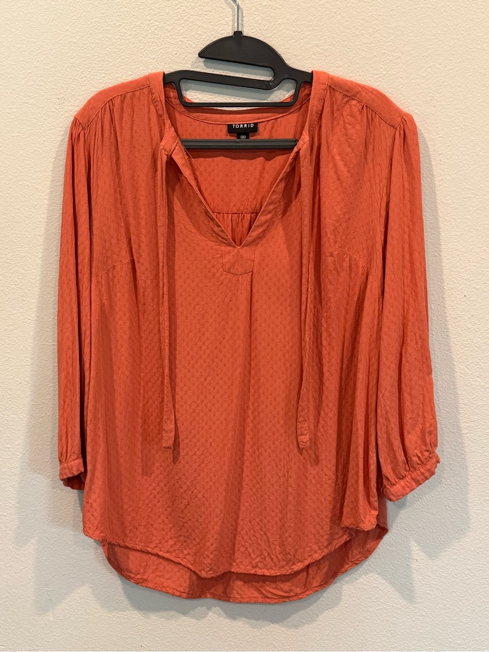 Torrid Burnt Orange Textured Tie Front V-Neck Blouse Women’s 10 M/L (00) Boho